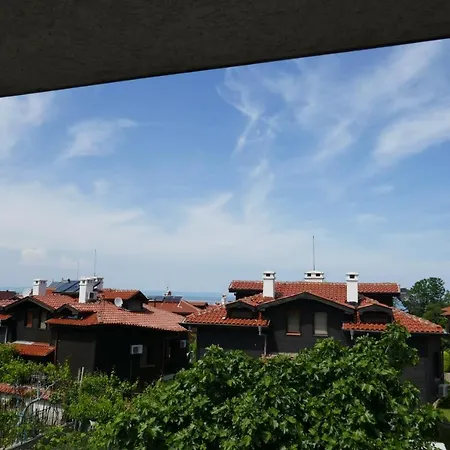Cozy, Spacious Near Paradise Bay Sozopol